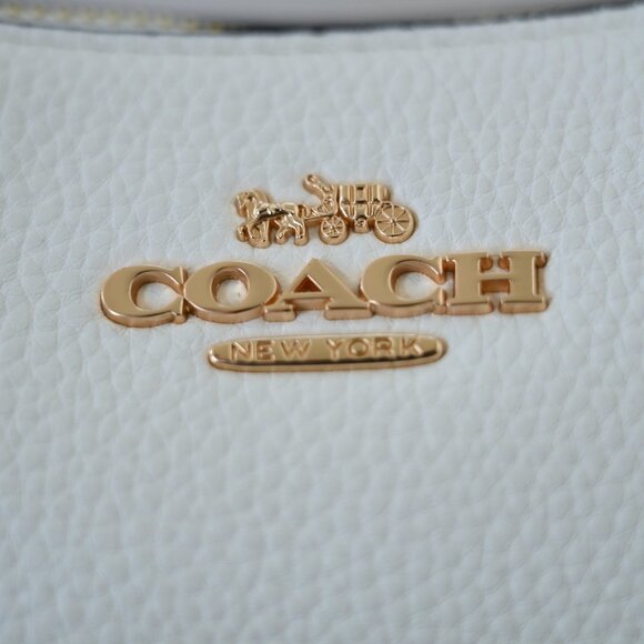 Coach X Peanuts Teri Shoulder Bag With Snoopy - Picture 6 of 8